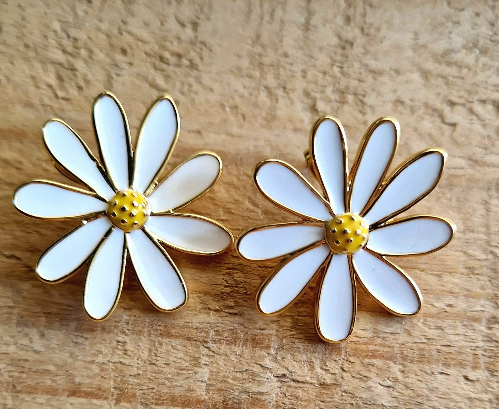 Marguerite Earrings